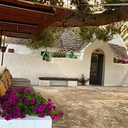 Ferienhaus Trullo Le Radici Del Pino *